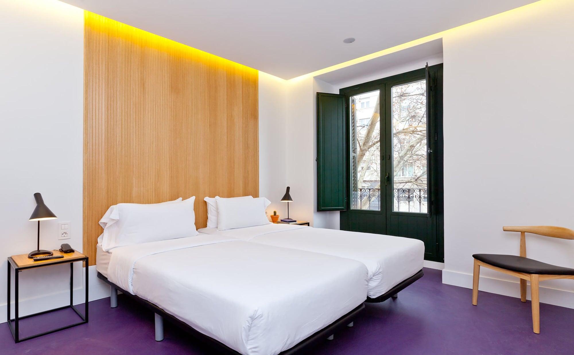 Sleep'N Atocha - B Corp Certified Hotel Madrid Buitenkant foto